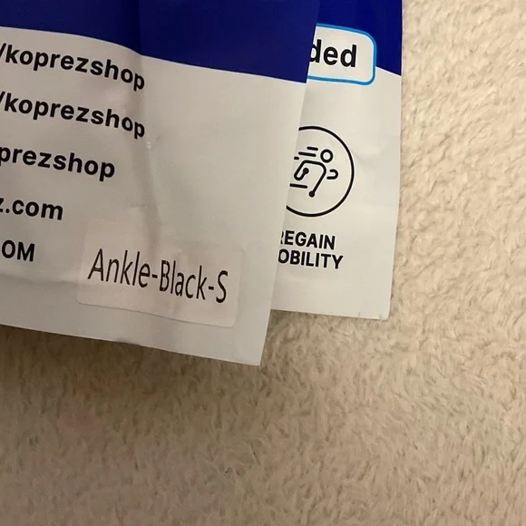 Blue Compression Support - Picture 2 of 3